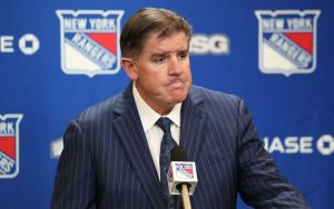 El entrenador en jefe de la chimenea de los Rangers, Peter Laviolette, después de carecer de playoffs