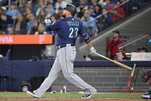 Cal Raleigh, Rowdy Tellez Homer mientras los Marineros vencieron a los Azulejos