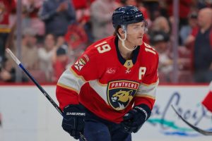 Panthers F Matthew Tkachuk Una decisión de tiempo de juego contra Lightning