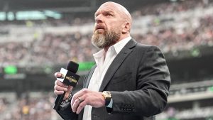 Triple H reacciona a trágicas noticias