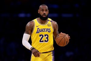 ¿Qué número de aspectos clasificó LeBron James esta noche en oposición a los Minnesota Timberwolves? (30 de abril)