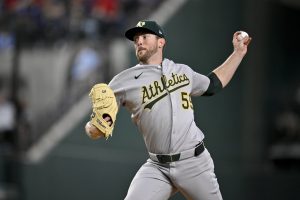 Athletics en blanco Rangers para embrague la secuencia de cuatro juegos