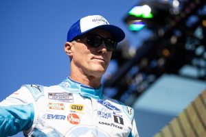 Kevin Harvick revela la visión fuera de lugar del motivo dentro de la inspiración de la batalla de 2025 del personal de Penske