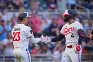 Con refuerzos a cuestas, los gemelos Propósito para obtener la raza frente a los orioles
