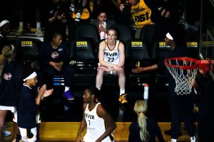 Rookie condimento listo Caitlin Clark a la fiebre manual en 2025