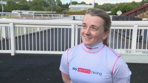 Rachael Blackmore se retira: Hollie Doyle rinde homenaje a Trailblazing Jockey
