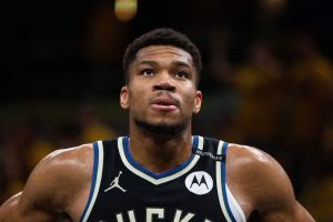 Sage: Giannis Antetokounmpo de mente abierta sobre dejar Bucks