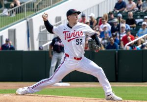 Las rayas gemelas recurren a Zebby Matthews vs. Brewers
