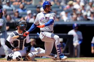 Yankees, Mets War in Rubber Game of Subway Series