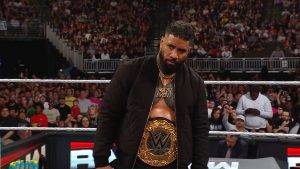 6’4 ” WWE Persona particular importante para costar a Jey Uso su título mundial de peso pesado en el torneo fundamental del sábado por la noche? Explorando el riesgo
