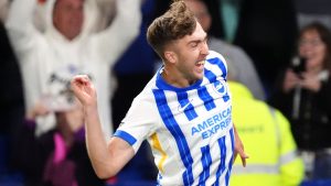 Brighton 3-2 Liverpool: el regreso dramático aumenta las esperanzas de calificación europea de las gaviotas