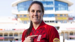 Cricket de Inglaterra: ¿Cómo puede Nat Sciver-Brunt replicar el método de éxito de Ben Stokes y obtener el soporte de la tripulación ya no fuera del objetivo?