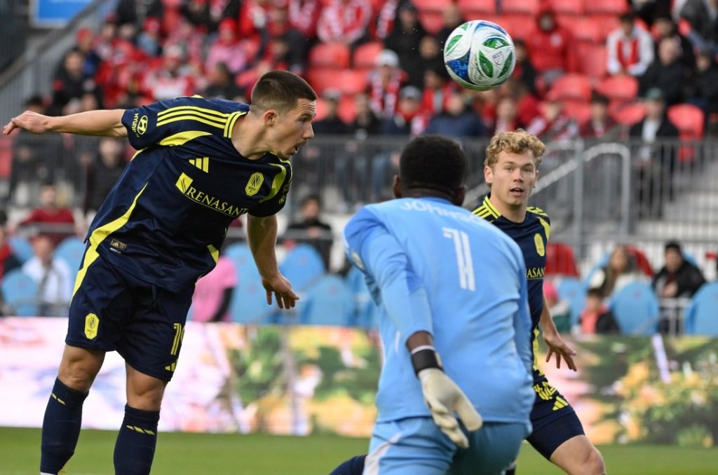 Sam Surridge’s Brace Levanta a Nashville SC sobre Toronto FC