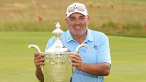 Campeonato de PGA senior: Angel Cabrera se reúne más allá de Padraig Harrington para salvar