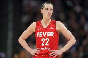 “No jugué con mucho éxito en Golden Express” – Caitlin Clark admite la frustración después de luchar en la pérdida de fiebre ante Valkyries