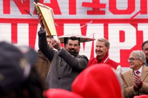 “¿Quién está deteniendo a Ohio?”: El analista de CFB argumenta que Ryan Day indudablemente ganó la ayuda de los campeonatos nacionales de ayuda