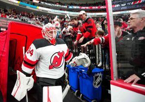 Los 5 mejores poros de UFA pendientes que se dirigen a los dedos de la empresa gratuitos de la NHL. Jake Allen