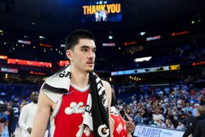Anécdota: Grizzlies C Zach Edey para soportar el tratamiento quirúrgico de los tobillos