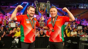 Copa Mundial de dardos: Jonny Clayton dice que Gales renunciará a Luke Littler y Luke Humphries de Inglaterra para ganar el título