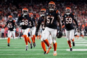 Experiencias: LB Germaine Pratt Indicadores Modelo de 1 año Raiders
