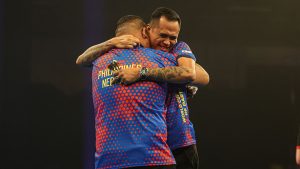 Copa Mundial de Darts: Filipinas Shock Bélgica como Inglaterra emparejan Luke Littler y Luke Humphries Parcela Alemania