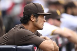 Padres ADEMBRE DE BRYCE JOHNSON, BARCO RHP YU DARVISH a 60 días IL