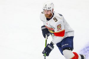 Los analistas de NHL debaten acaloradamente sobre Maple Leafs, sin duda, adquiriendo $ 68,000,000 de los Rangers hacia adelante sobre Top Target de FA Sam Bennett