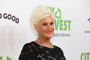 Anne Burrell Gane Price: Fortune explorada como el anfitrión de la red de comidas y el chef de persona particularmente conocida de 55