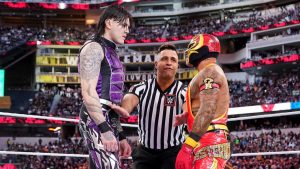 Rey Mysterio se volvió una vez “en pánico” antes de que Dominik Mysterio se unió a WWE, dice usado (irregular)