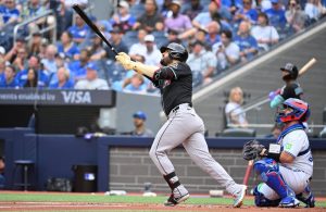 Eugenio Suárez, Diamondbacks tee en Blue Jays