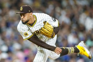 Padres-Dodgers Autodisciplina: Robert Suárez, cada gerente obtiene prohibiciones
