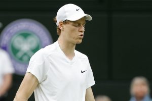 Dos más de 10 semillas de hombres más hombres se rompen en Wimbledon