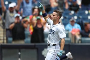 Rays Plate Five en sexto, sobrevivir a Rocky Noveno para derrotar a los de A, 6-5