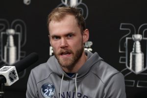 Hurricanes Signal F Nikolaj Ehlers a 6 años y $ 51 millones
