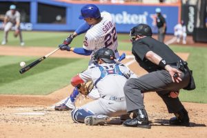 Soto Powers Mets Rally Bag en First Sport of Subway Collection