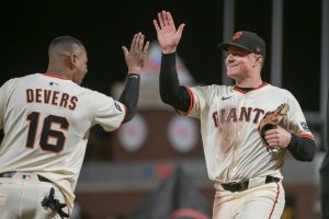 Los Dodgers llevan a Seis deportes al enfrentamiento con los gigantes rivales