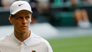 Dónde y cómo ver en vivo y gratis Jannik Sinner vs. Novak Djokovic hoy: TV y streaming online de la semifinal de Wimbledon 2025 | Carrying News Spain