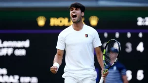 Dónde y cómo ver en vivo y freed from payment Carlos Alcaraz vs. Taylor Fritz hoy: TV y streaming on-line de la semifinal de Wimbledon 2025 | Wearing News Spain