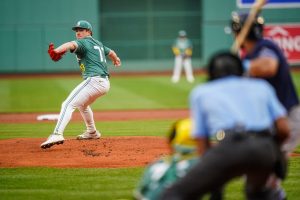 SOX SOX STARTER HUNTER DOBBINS sale frente a los rayos con la rodilla preocuparse
