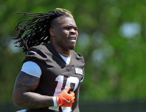 Browns RB Quinshon Judkins arrestado en pago de agresión/violencia doméstica