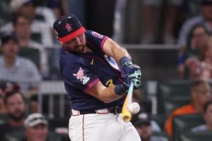 Cal Raleigh de Mariners se convierte en el primer receptor en anotar el Derby de huye de casa