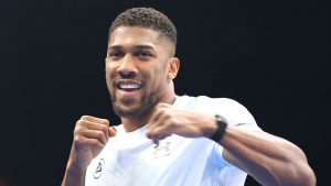 Anthony Joshua vs Jake Paul: Eddie Hearn confirma las conversaciones para la pelea antes de que AJ apunte a Tyson Fury en 2026