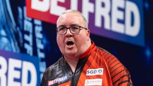 World Matchplay 2025: Stephen Bunting gana el emocionante empatado contra Gary Anderson cuando James Wade también avanza a los cuartos