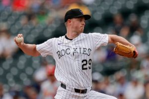 El novato de los Rockies, Tanner Gordon, revela, cierre a los cardenales