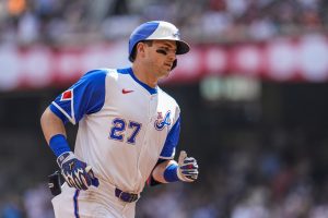 Los Bravos restablecen el 3B Austin Riley del récord lesionado