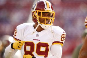 Los comandantes inducen a Santana Moss al anillo de estar de pie
