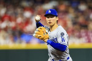 Dodgers Space Inf Hyeseong Kim (hombro) en IL de 10 días
