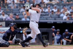 Los Yankees descubren al principio de los jonrones, en los rayos deslizantes