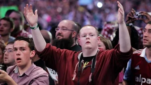 ¿Cuarenta y ocho y una megaestrella susceptible al año para capacitar su retiro de la WWE después de SummerSlam atribuible a una causa? Explorando la probabilidad