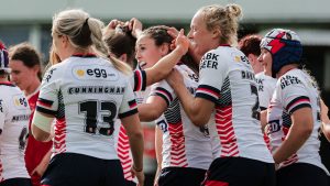 Las mujeres de Inglaterra lloran a la sexta victoria consecutiva sobre Gales al comandar 62-0, 11 de la historia.